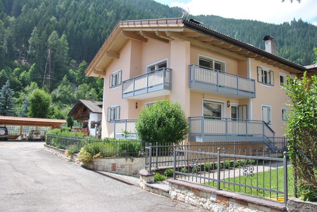 B&B 3 Cuori Предацо Екстериор снимка