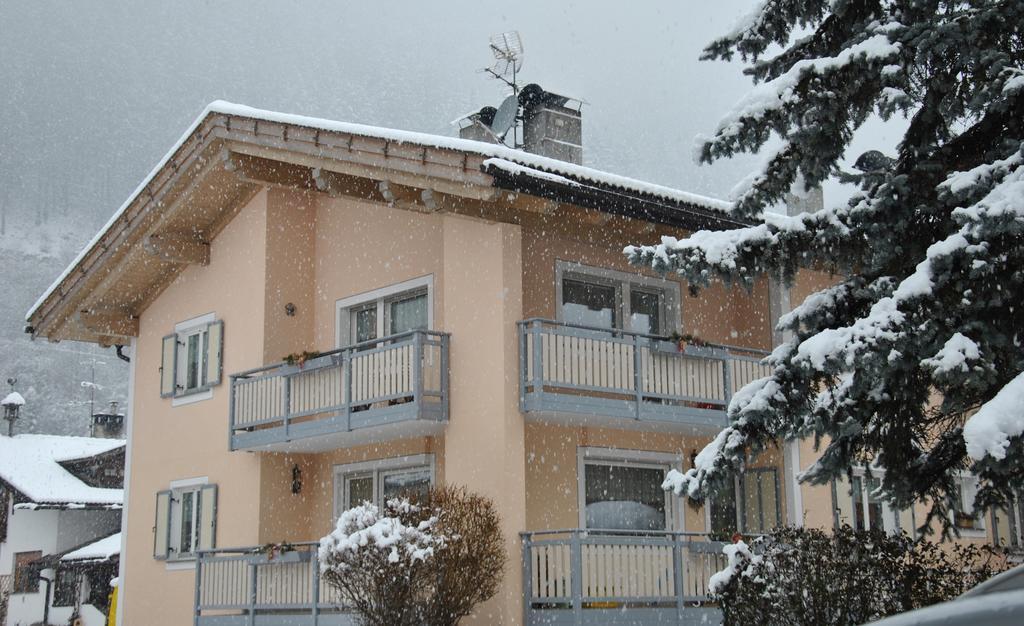 B&B 3 Cuori Предацо Екстериор снимка